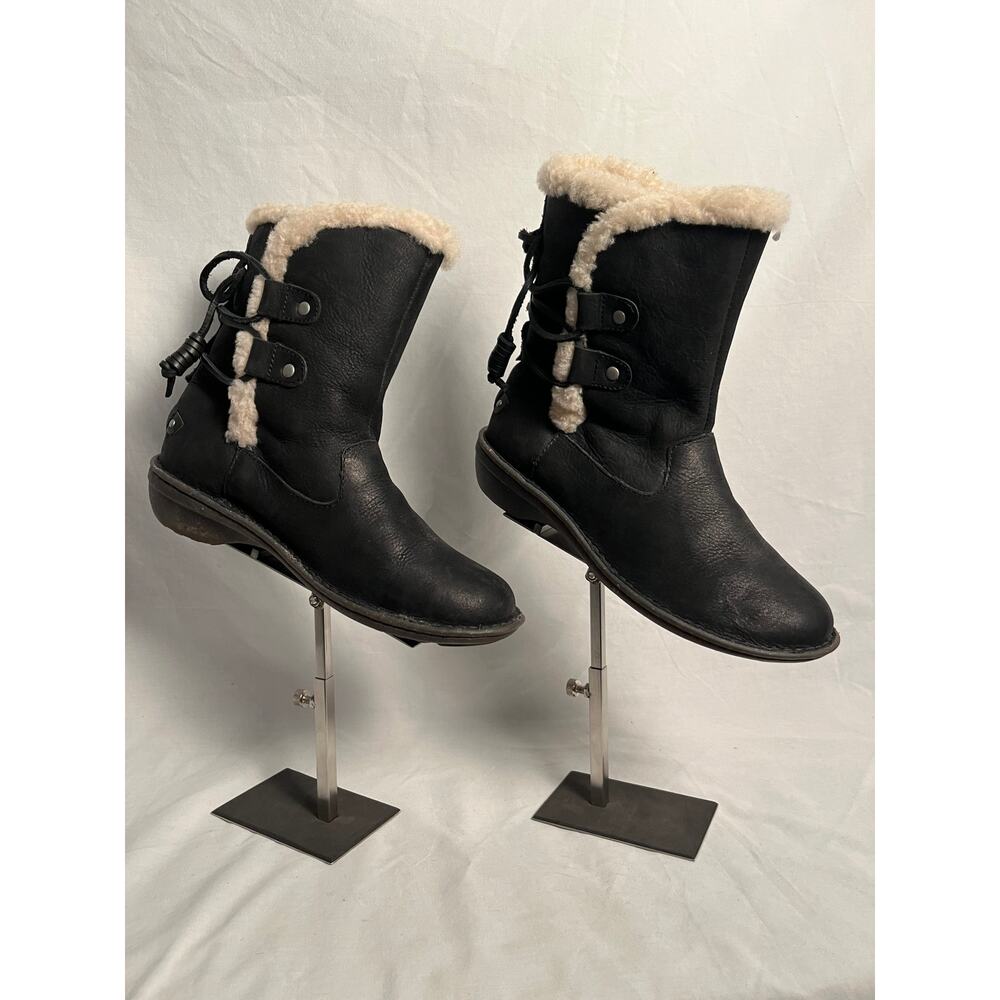 UGG Leather Shearling Lined Winter Boots Black Size 7